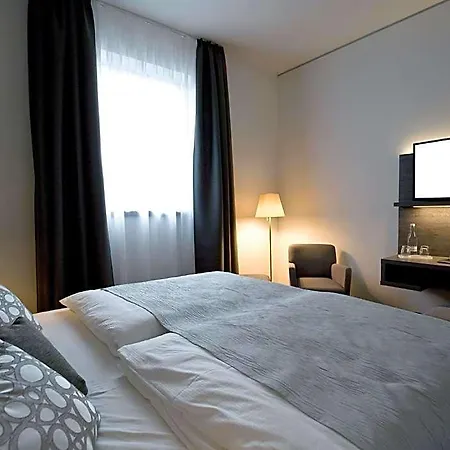 Eislinger Tor 4*