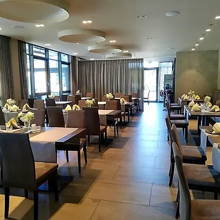 Eislinger Tor 4*